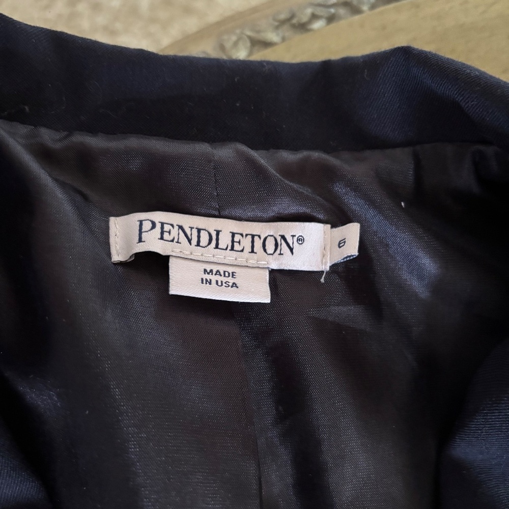 VINTAGE Pendleton Blazer Womens 6 Navy Blue Virgin Wool Jacket Preppy Classic - Picture 8 of 12